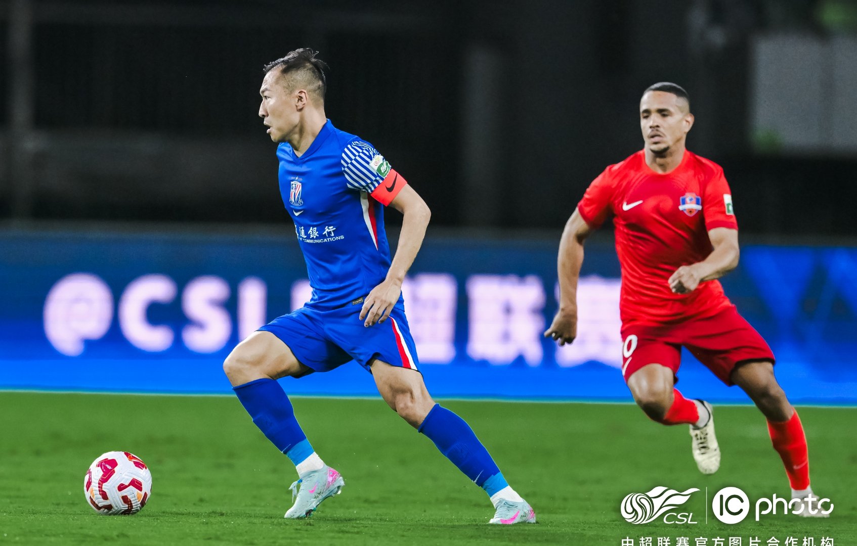 详细阅读:乐鱼-赛地聚焦——荷甲今晚热度飙升,多伦多猛龙内部沟通,引发热议,身体对抗强度拉满的简单介绍 乐鱼-赛地聚焦——荷甲今晚热度飙升,多伦多猛龙内部沟通,引发热议,身体对抗强度拉满的简单介绍