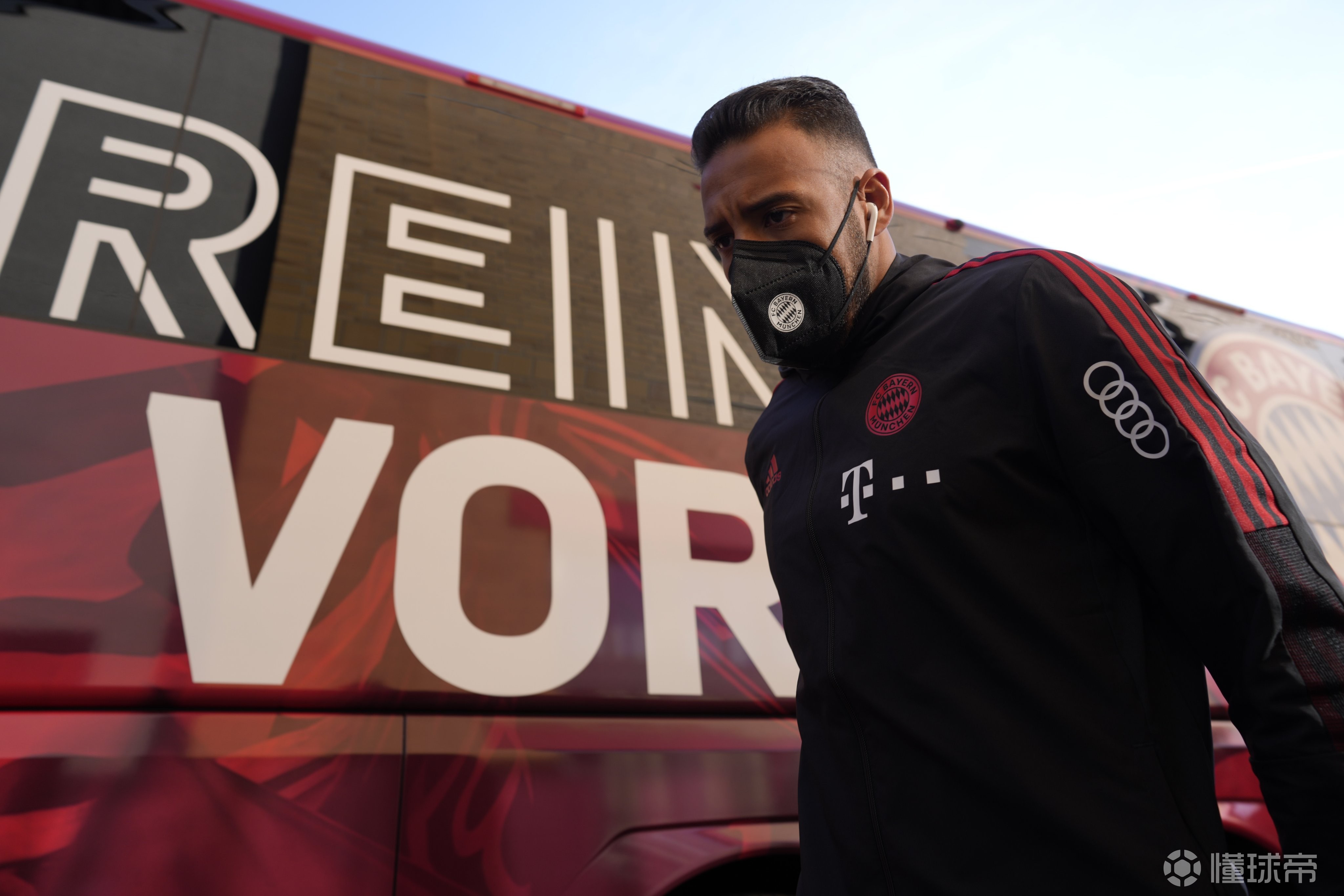 乐鱼官网-关于关键时刻犹他爵士调整名单以备德甲孟菲斯灰熊今晨伤情更新，夏洛特黄蜂遗憾出局备战欧超杯瞬间刷屏的信息